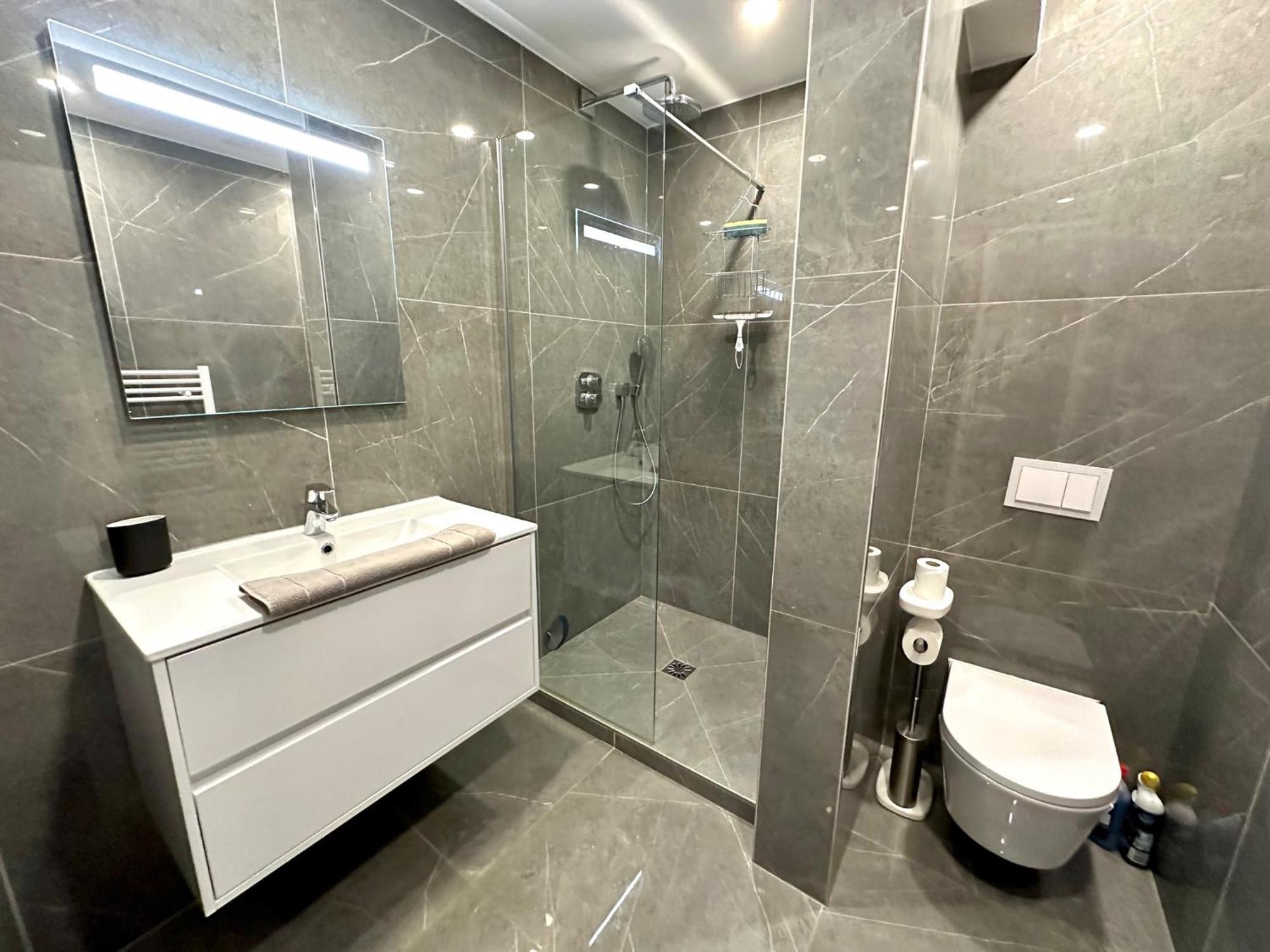 Apartment Luxurious Next To The Croisette And Palais Des Festivals