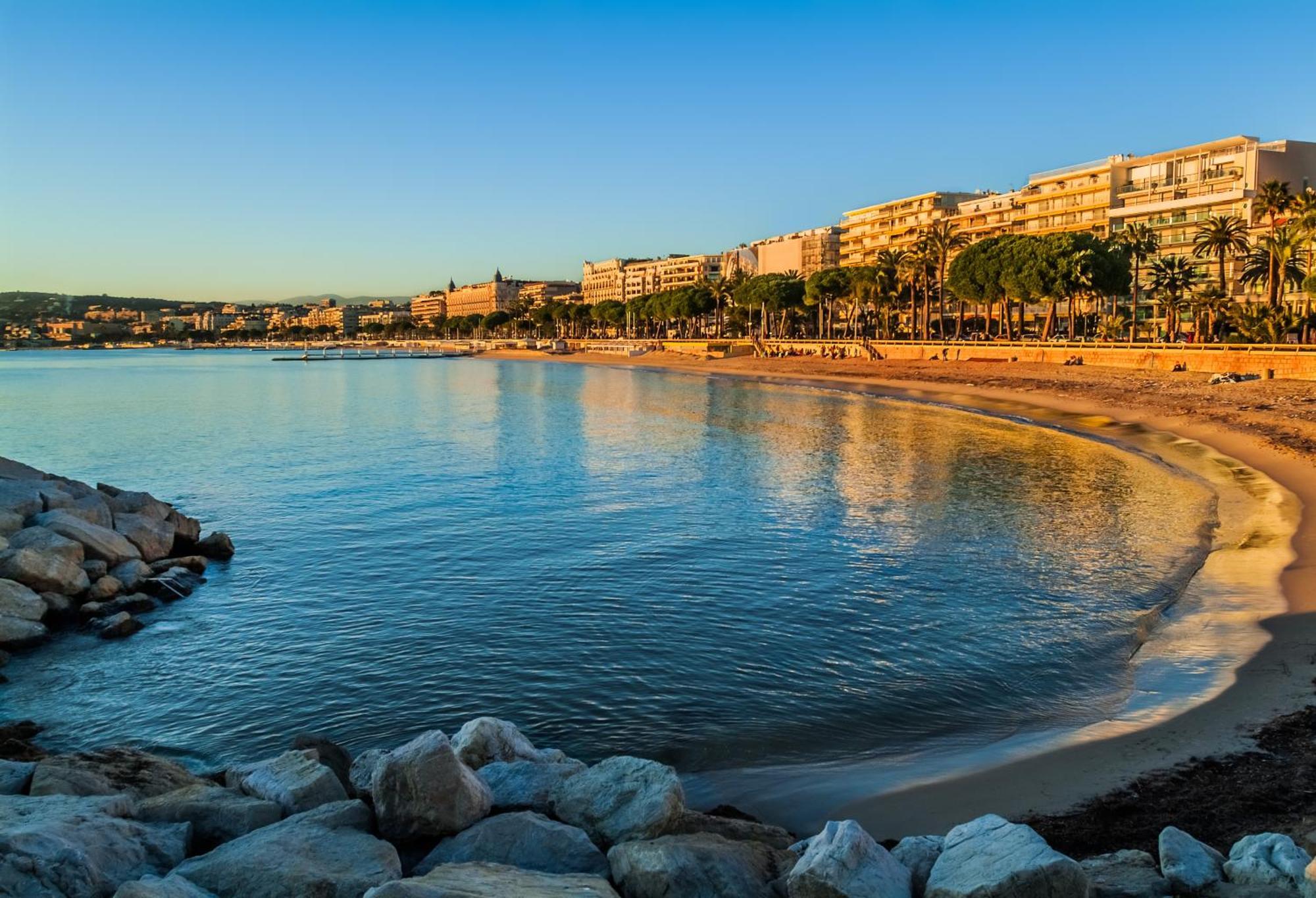 Luxurious Next To The Croisette And Palais Des Festivals