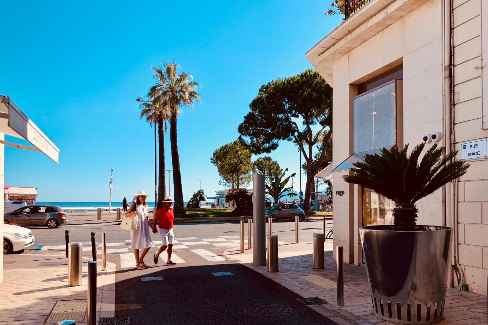 Luxurious Next To The Croisette And Palais Des Festivals Apartment